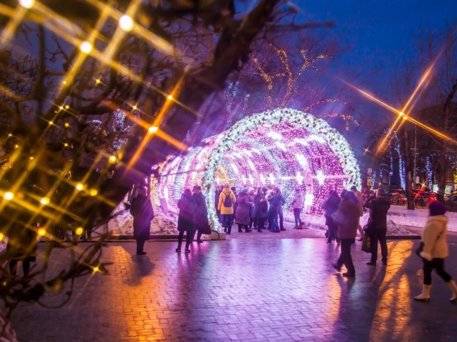 Необычные праздники 2024 году. Самый красивый места в Москве для гуляние.