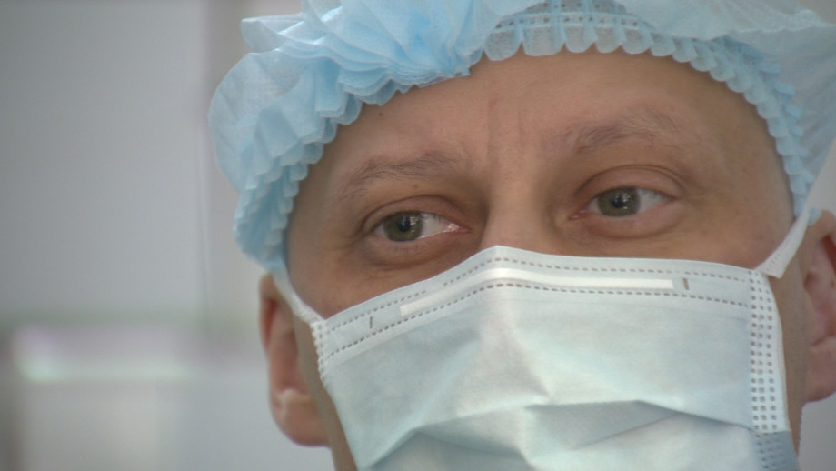Премьера телеканала «МИР»: Как врач-онколог борется с собственной опухолью