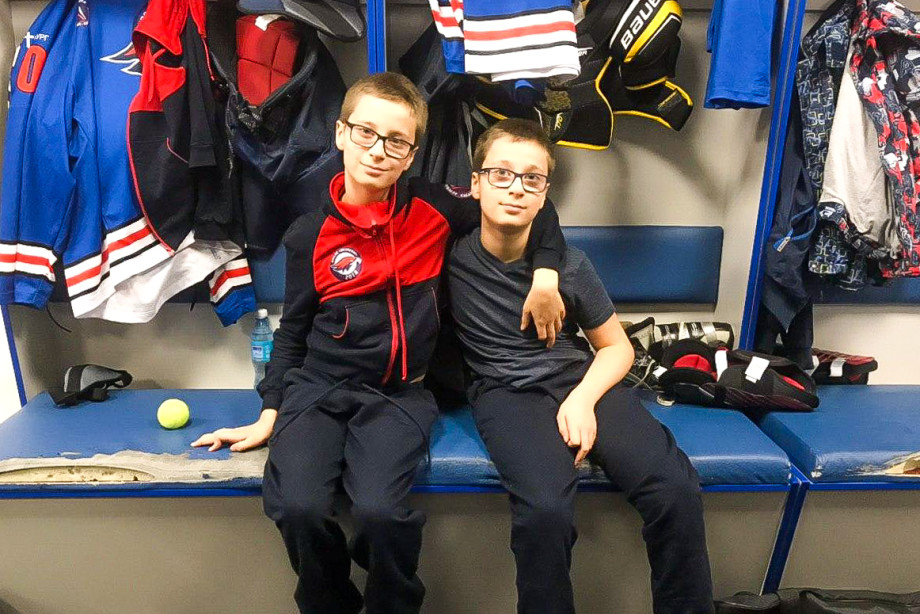 Горячие сердца следж-хоккея: как спорт научил детей с инвалидностью не чувствовать себя изгоями
