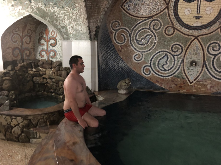 Пять причин посетить серные бани в Тбилиси