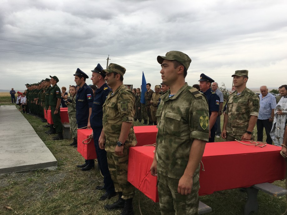В Северной Осетии перезахоронили останки погибших в годы войны солдат