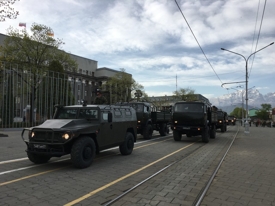 «Тигр» и «Искандер-М»: во Владикавказе отрепетировали парад Победы