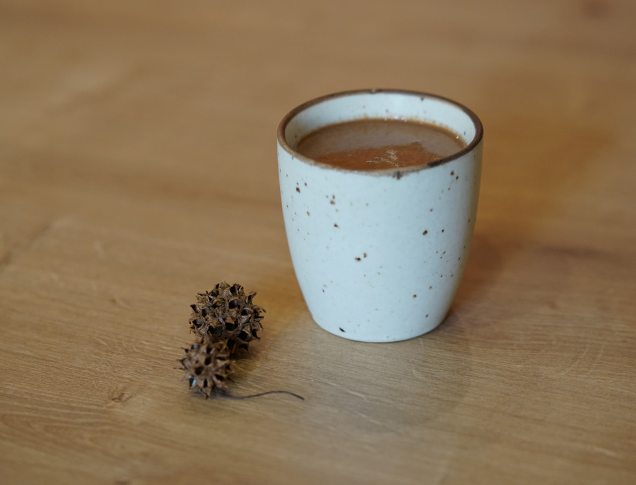 Облепиховый чай, горячий мандариновый коктейль и бронекофе: согревающие напитки для уютной осени