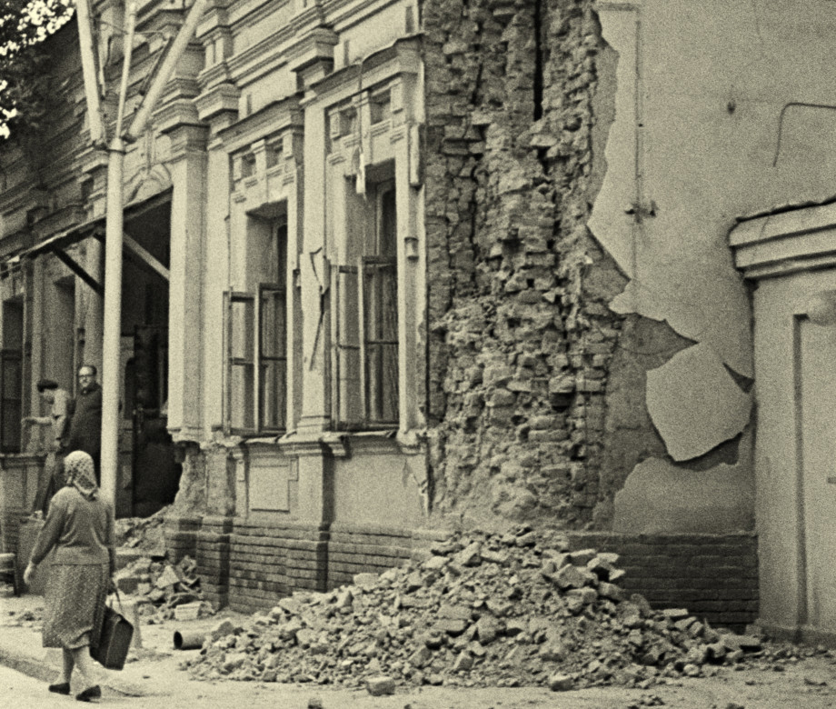 «Вырвался и взвился над городом исполинский купол света»: землетрясение, которое изменило Ташкент