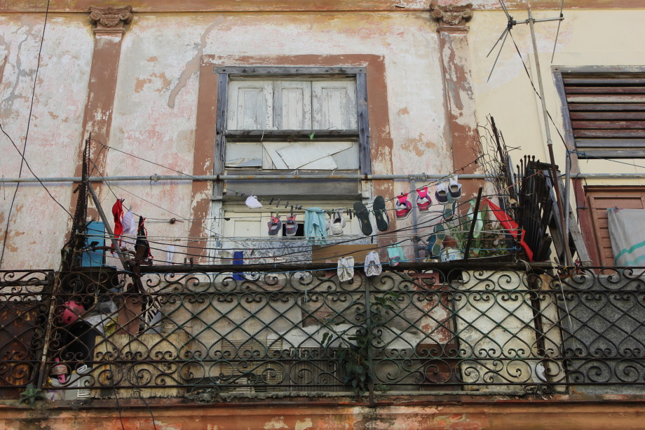 «Кубинцы болели за Байдена»: что будет с Кубой и ее отношениями с США после братьев Кастро