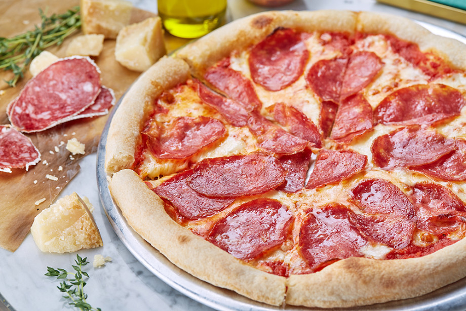 Хрустящая и мягкая: как приготовить идеальную пиццу? Секреты и рецепты