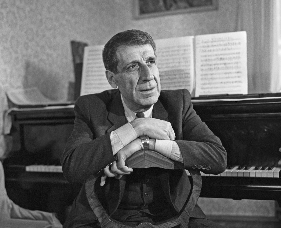 Жизнь как песня: исполняется 100 лет со дня рождения композитора Арно Бабаджаняна
