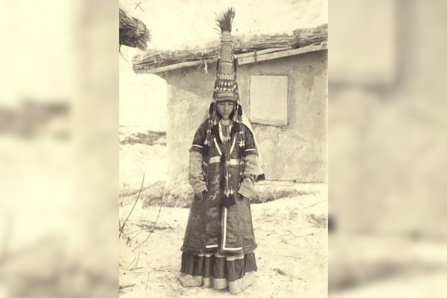 Саукеле для дочери: как головной убор мог защитить казахскую невесту