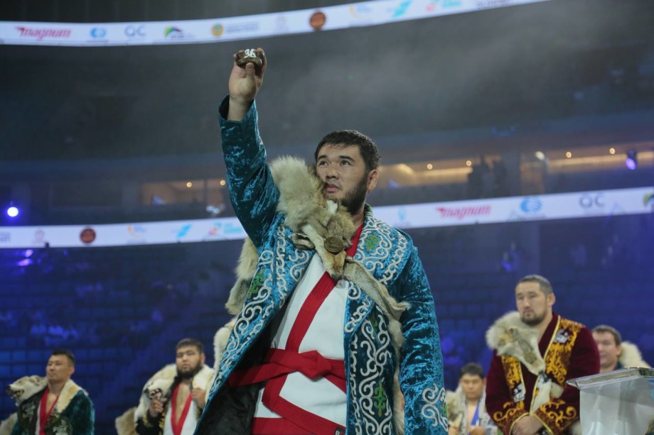 На лопатки: особенности казахской национальной борьбы