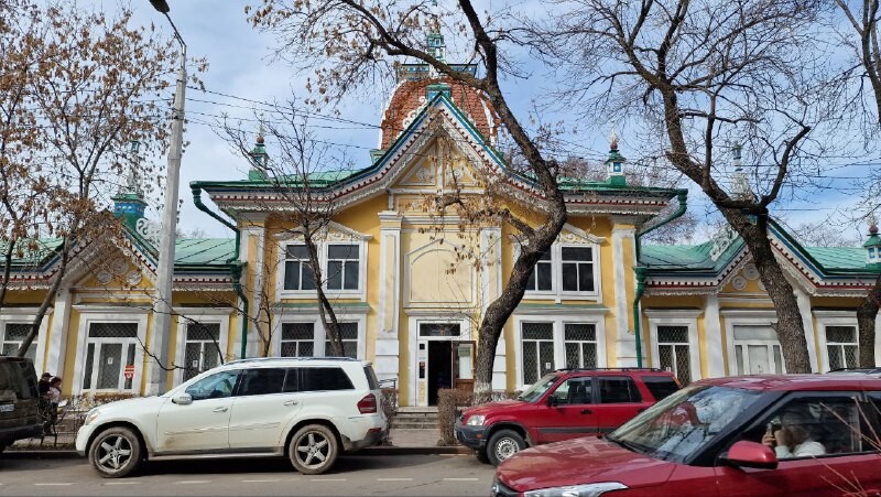Дом тканей «Кызыл тан» купца Габдулвалиева. История длиной в 100 лет
