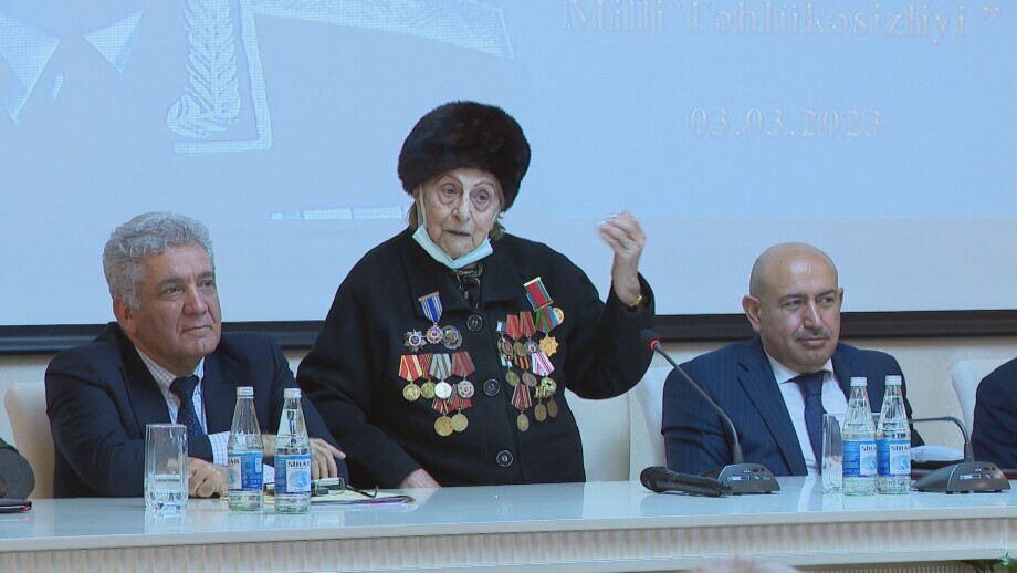 Представители различных ведомств отметили 100-летие Гейдара Алиева