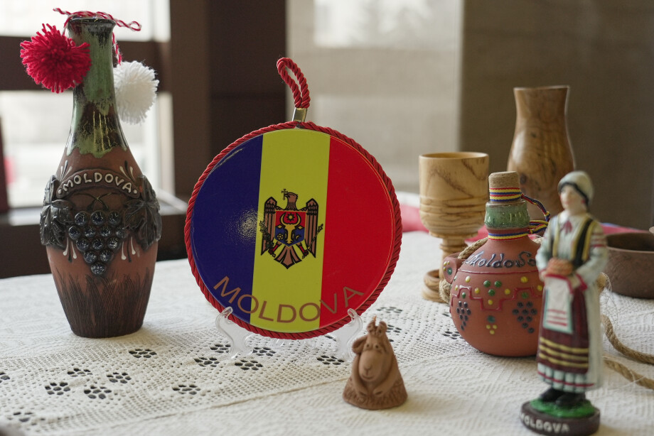 Молдавские диаспоры отметили весенний праздник Мэрцишор в Москве
