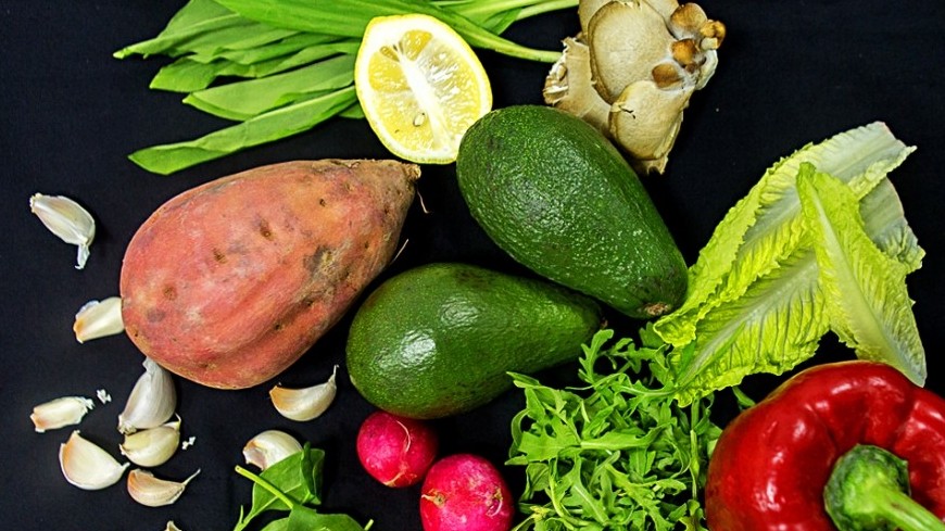 Фото: Алан Кациев (МТРК «Мир») &quot;«Мир 24»&quot;:http://mir24.tv/, авокадо, еда, продукты, овощи, перец, батат, лимон