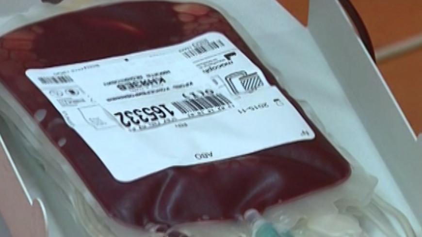 Доноры крови санкт петербург. Центр крови в Таджикистане. Пакет для сдачи крови донор. День донора в Таджикистане. Фото пакетов с донорской кровью 3 группы крови.