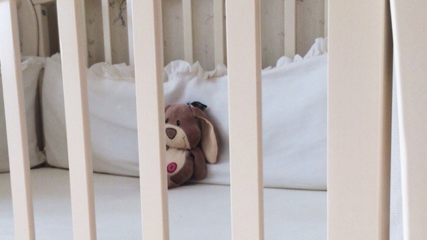 Фото: Елизавета Шагалова, &quot;«МИР 24»&quot;:http://mir24.tv/, детство, ребенок, дети, кроватка, детская, игрушка, мягкая игрушка