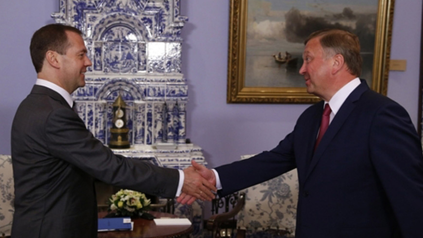 Медведев и Кобяков обсудили сотрудничество России и Беларуси