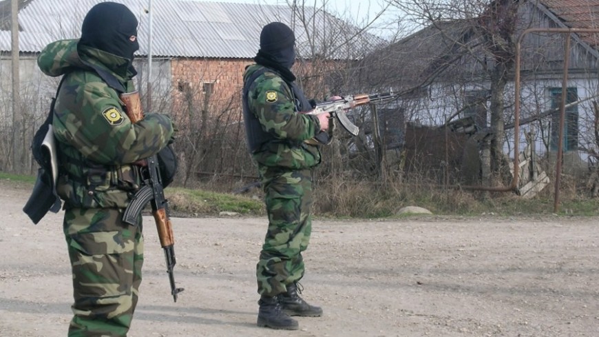 Трое полицейских пострадали при нападении на пост в Северной Осетии