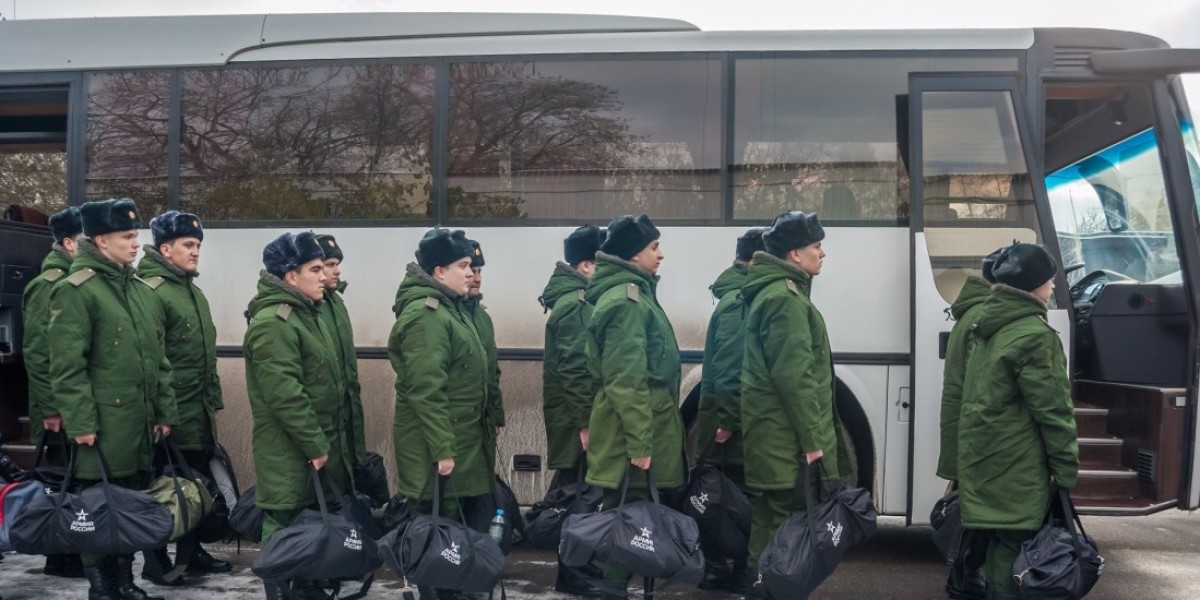 Единый призывной пункт москва яблочкова. Осенний призыв картинки. Призыв в армии в Казахстане. Осенний призыв медкомиссия. Красноярск осеннего призыва.