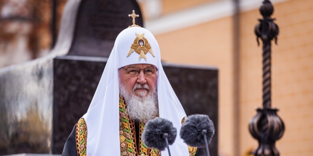 Глава русской православной церкви. Патриарх Кирилл 2009. Патриарх Саруман Кирилл. Патриарх Кирилл в Лукоянове 2022. Кирилл Патриарх Московский и Мишустин.