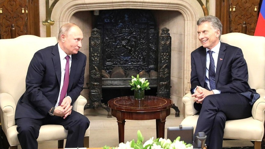Путин и Макри поговорили о строительстве АЭС по российским технологиям
