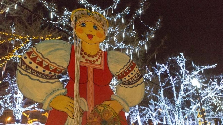 Новогодние украшения на улицах будут радовать москвичей до конца февраля