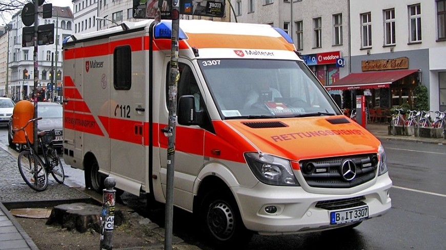Машины скорой помощи в германии фото