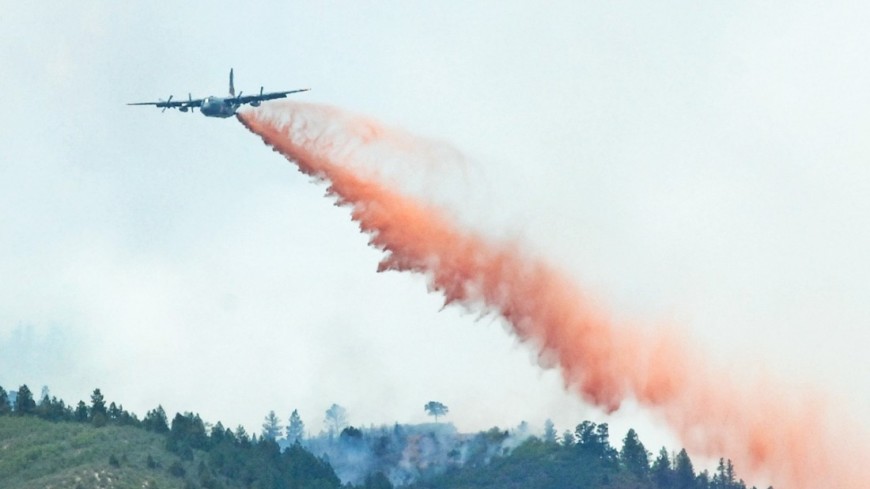 Фото: &quot;Thomas Doscher, официальный сайт Минобороны США&quot;:http://www.defense.gov/, лесной пожар