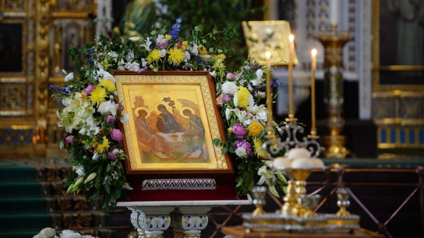 День рождения Церкви: Православные отмечают Троицу