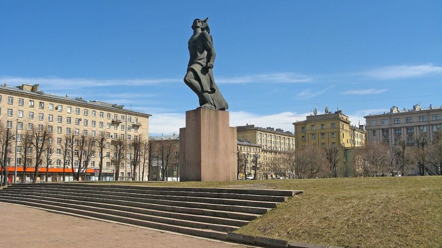 Комсомольская площадь санкт петербург