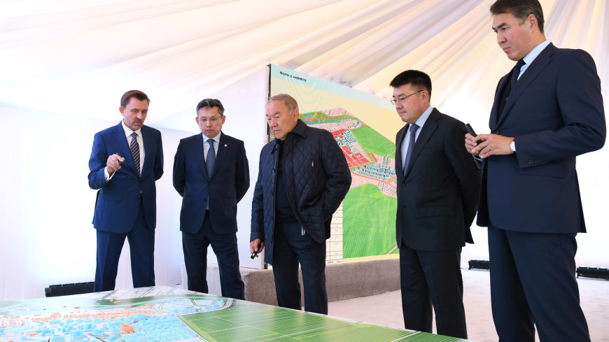 Назарбаев отметил необходимость комплексно застраивать Астану