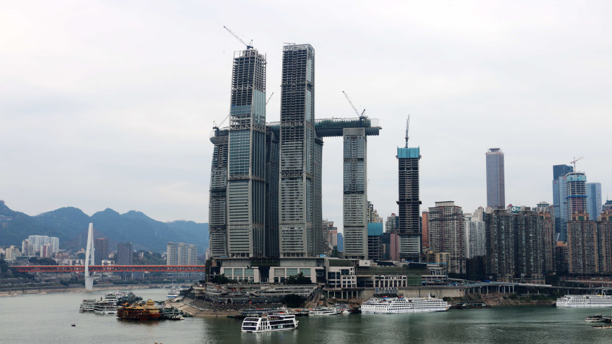 Мост-небоскреб построили в Китае