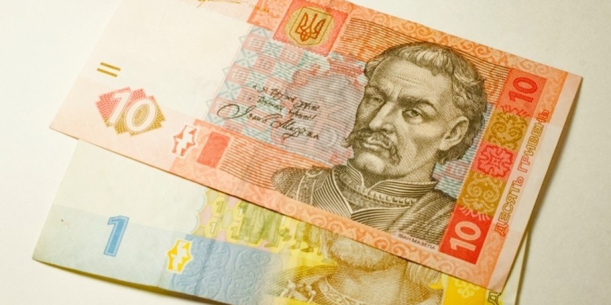 1 миллион гривен в рублях. Украинские 10 гривен. 1000000 Гривен в рублях. Какая денежная валюта в Украине. Украинская гривна русская правда.