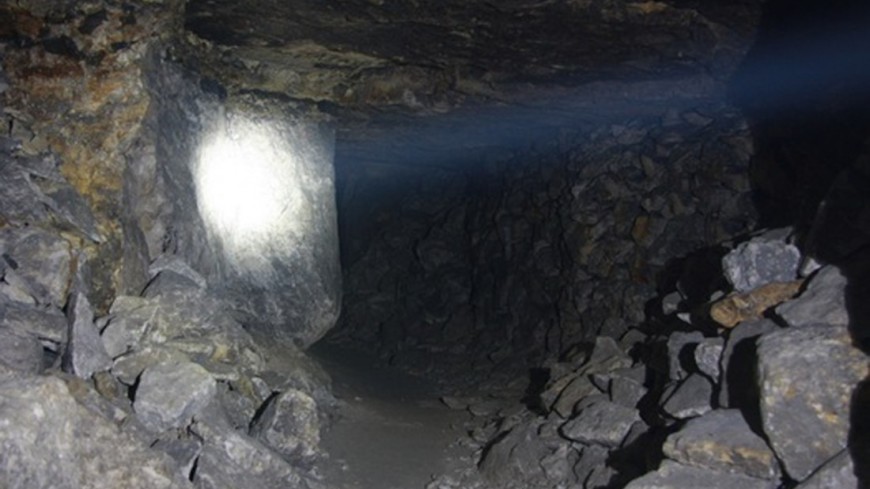 Источник: Елена Андреева, "«Мир 24»":http://mir24.tv/, шахта, пещера