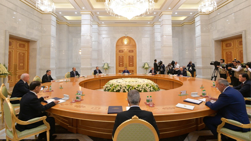 Премьеры СНГ подписали в Ашхабаде документы по таможенному сотрудничеству