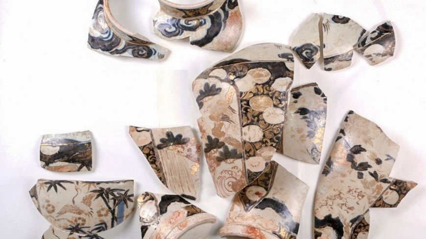 Кувшин из кокоса и ваза из Японии: в Москве нашли тысячи чудо-артефактов