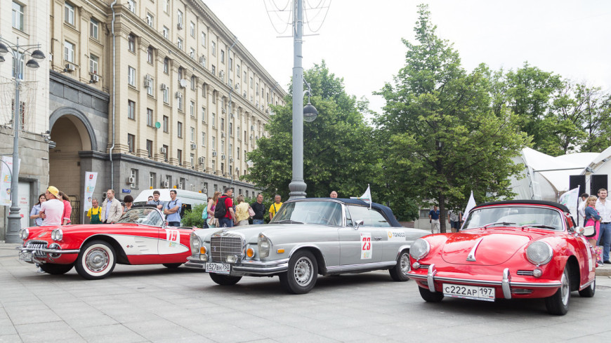 Фото: Максим Кулачков, "«Мир 24»":http://mir24.tv/, ретро-автомобили, автомобили ретро