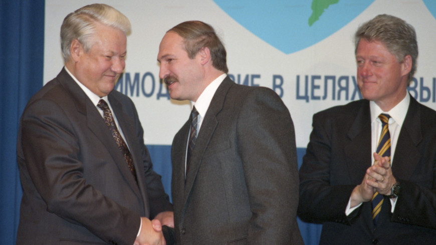 Лукашенко рассказал, как в шутку предложил Клинтону возглавить Союзное государство