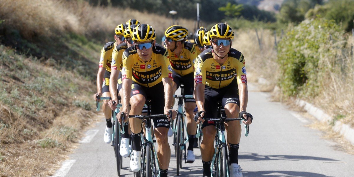 Видео тур де. Tour de France старт. Тур де Франс фото старта.