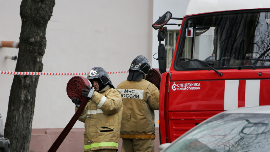 Пожар в многоэтажке на западе Москвы унес жизнь одного человека