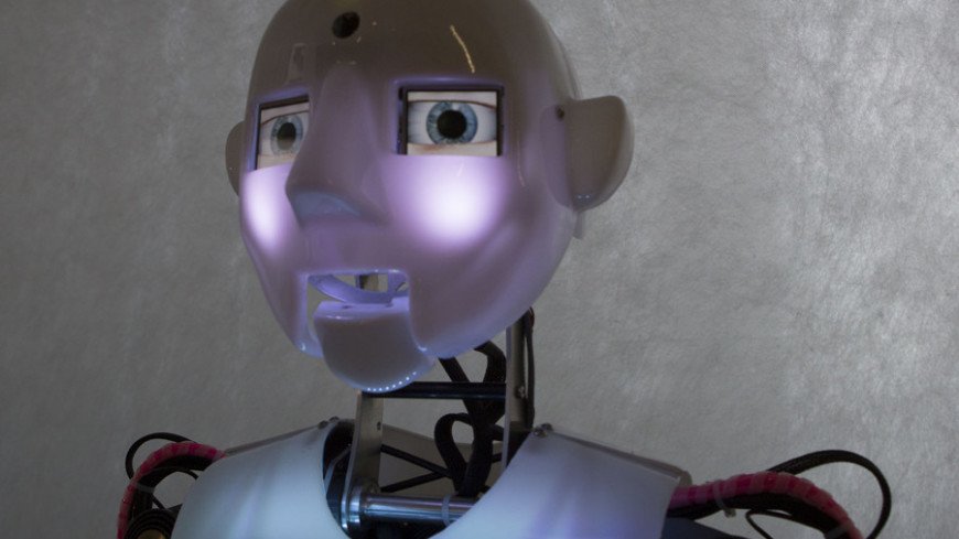 В США создали робота, который может приготовить фаст-фуд