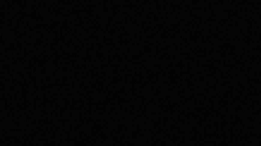 «Пер Гюнт» в театре Вахтангова – черно-бело-красное кино о блуждающей душе