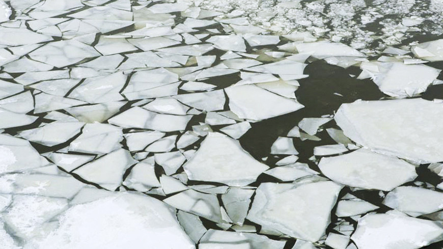 Фото: Алан Кациев, &quot;«Мир24»&quot;:http://mir24.tv/, весна, ледоход, льдины, лед, река, зима