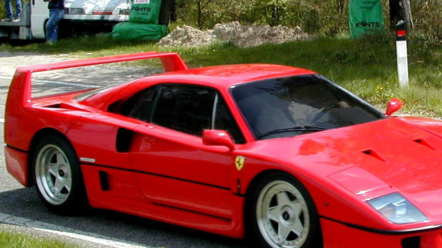 Гоночный Ferrari 1987 года продали за 4,3 млн евро