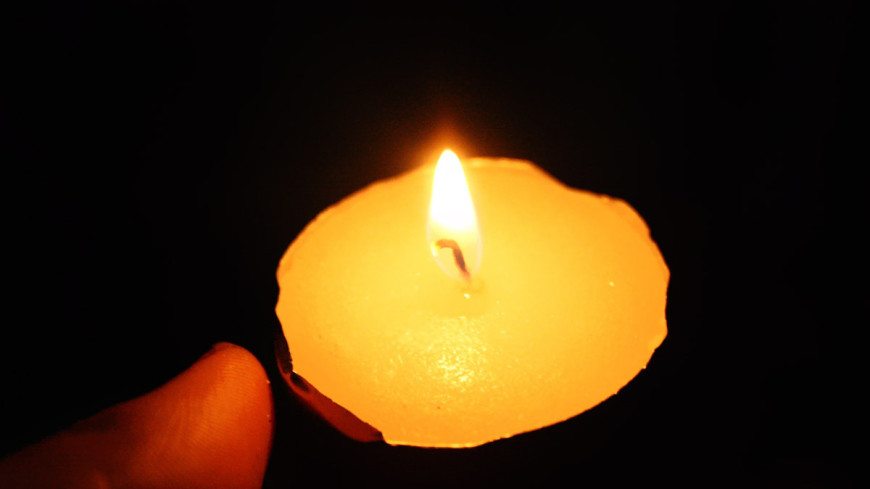 Фото: Елена Андреева, "«Мир 24»":http://mir24.tv/, траур, свечи