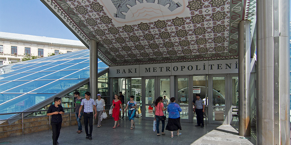 Баку закрыли. Баку метро Азизбекова. Метро Ичери Шехер Баку. Metro Баку 3 Азербайджан. Фото метрополитена города Баку фото.