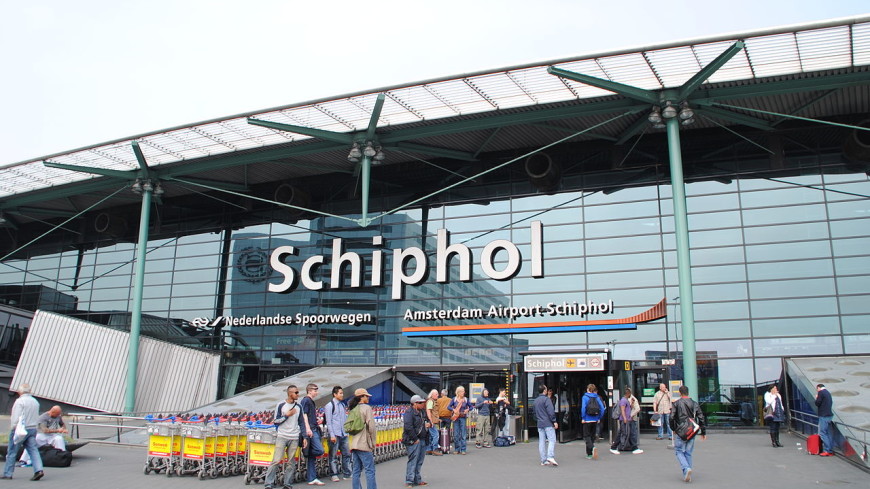 В Амстердаме около аэропорта Схипхол обнаружен автомобиль со взрывчаткой