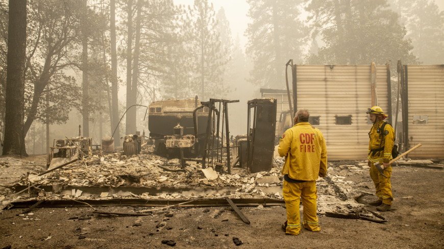 Жертвами лесных пожаров в США стали уже 33 человека