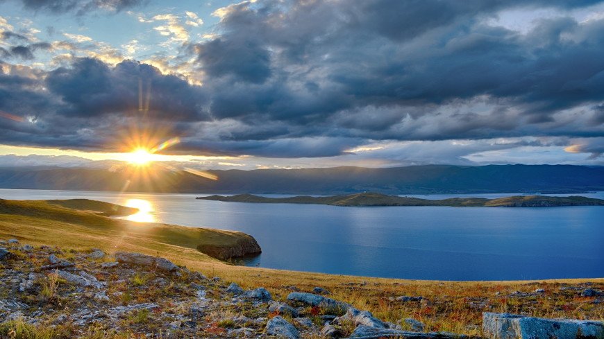 Озеро-рекордсмен: 15 захватывающих фактов о Байкале