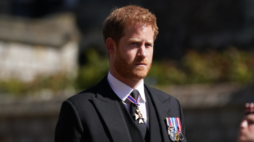 Принц Гарри собирается выпустить мемуары о жизни в королевской семье