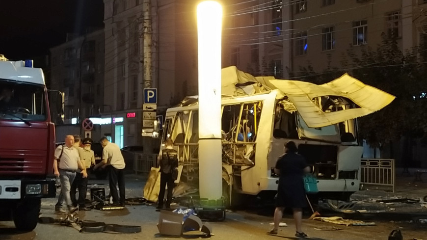 Семьи погибших при взрыве автобуса в Воронеже получат по 1 млн рублей